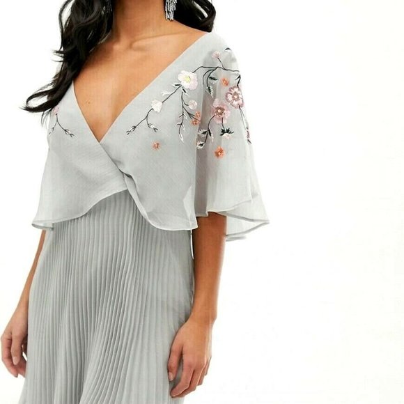 Modern ASOS Pleated Floral Embellished Open back - Picture 4 of 6